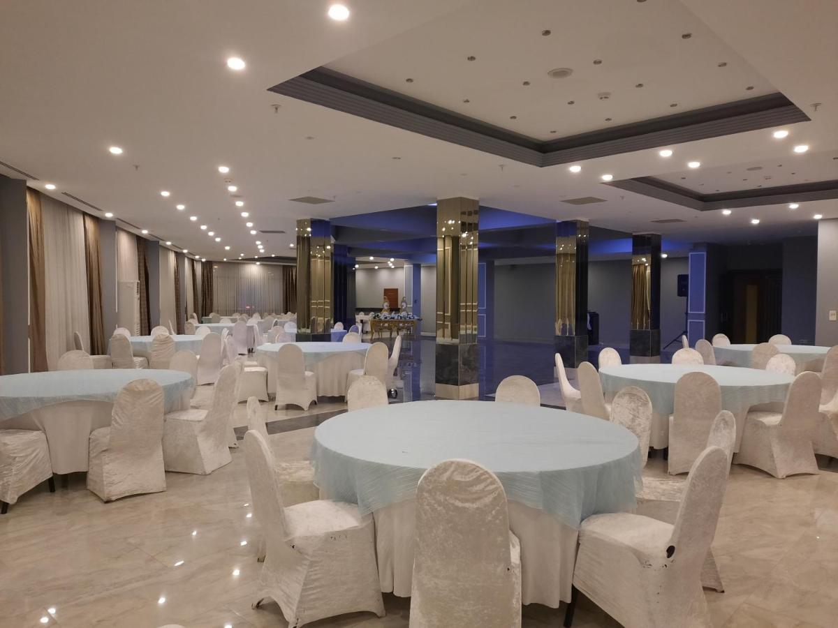 迪亚巴克尔广场酒店 外观 照片